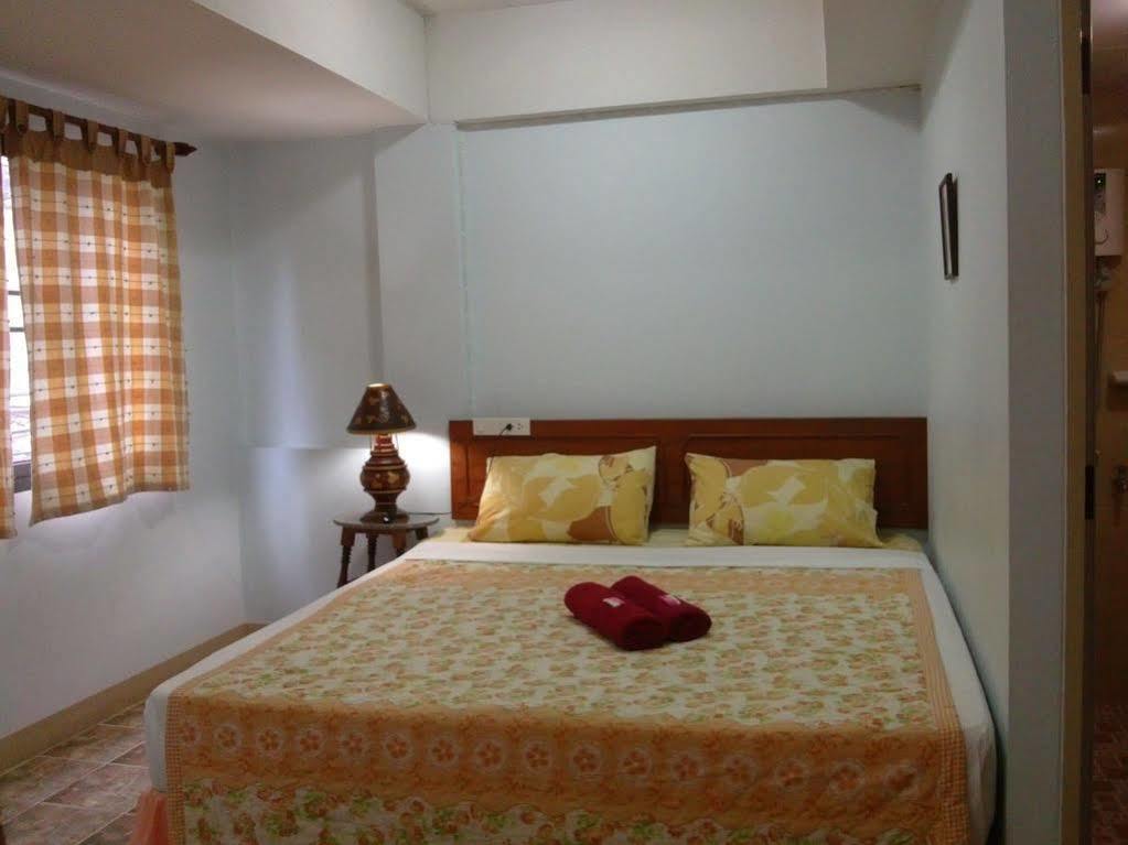 Ban Wiang Guest House Τσιάνγκ Μάι Εξωτερικό φωτογραφία