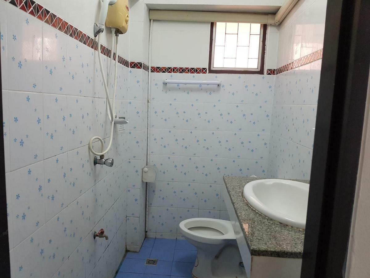 Ban Wiang Guest House Τσιάνγκ Μάι Εξωτερικό φωτογραφία